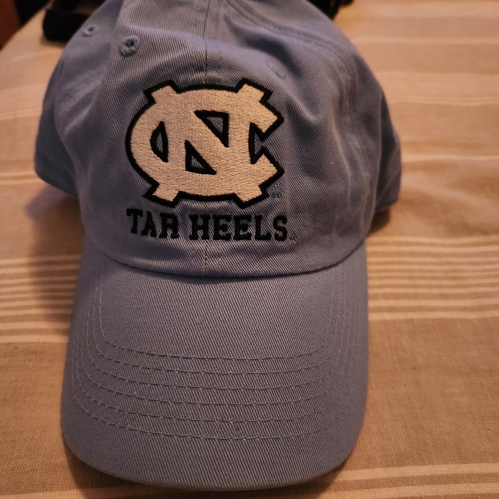 Tar Heels ball cap
